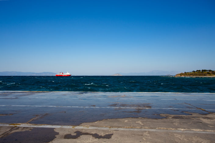 3 Aegina harbor by Karla Isidorou-0096